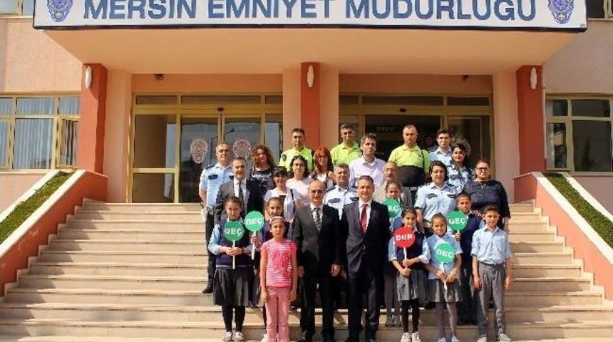 Ortaokulu &Ouml;ğrencilerinden M&uuml;d&uuml;r Bahar'a Ziyaret