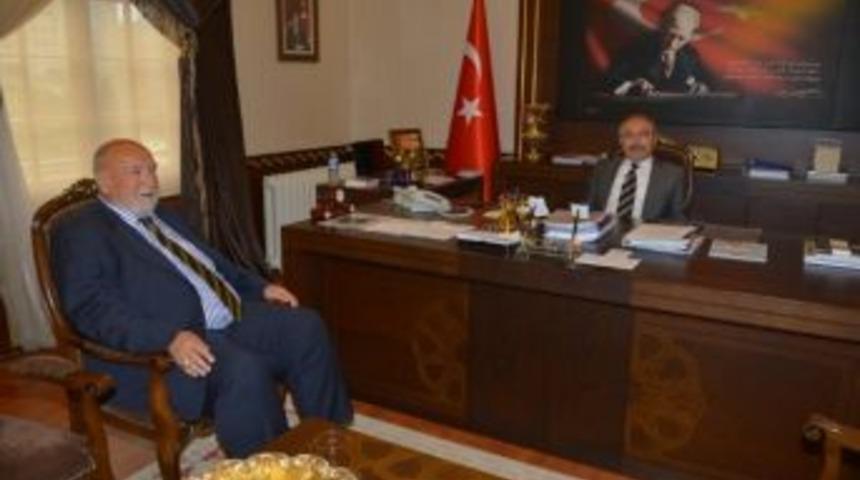 İğneada Belediye Başkanı Savaş'tan Vali Yaman'a Ziyaret