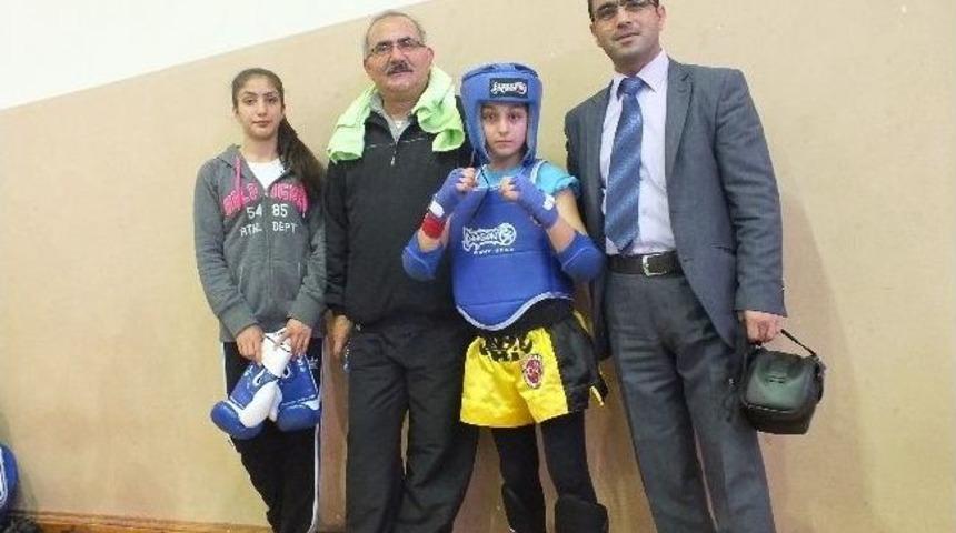 Manavgatlı Şuheda, D&uuml;nya Muay Thai Şampiyonası'nda
