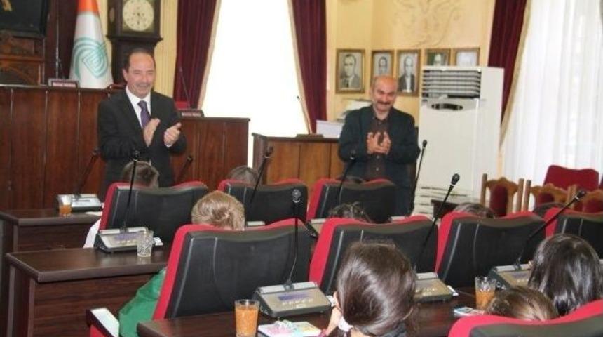 Miniklere Başkandan Ders