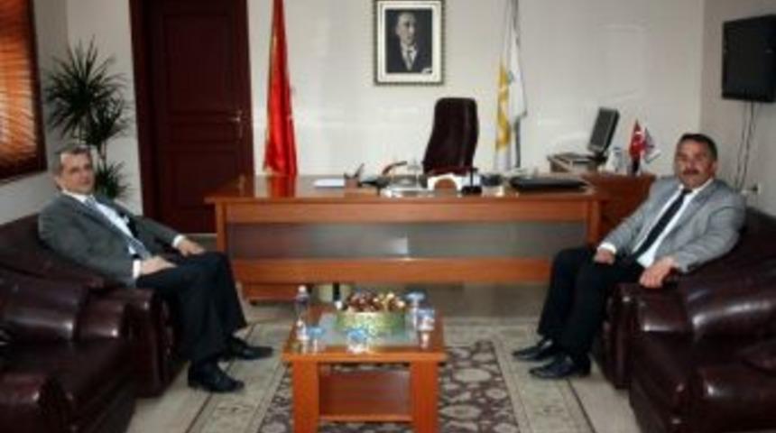 Başkan Karakulluk&ccedil;u, Kamu Hastaneleri Genel Sekreteri Sağlam&rsquo;ı Ağırladı