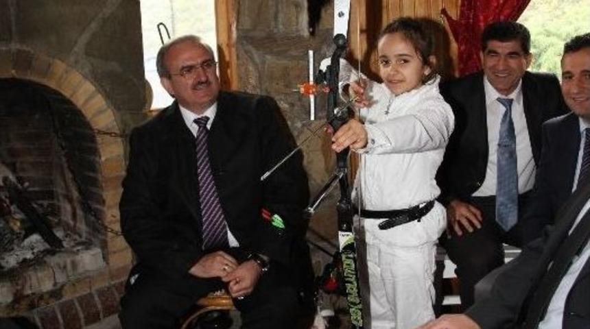 G&uuml;rsu U&ccedil;acak