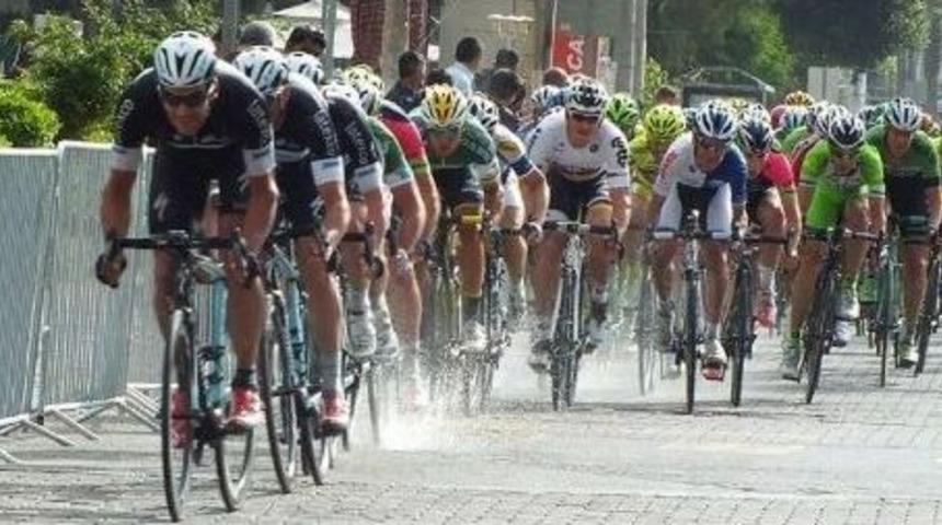 Mark Cavendısh &Uuml;&ccedil;&uuml;nc&uuml; Etabı Da Kazandı