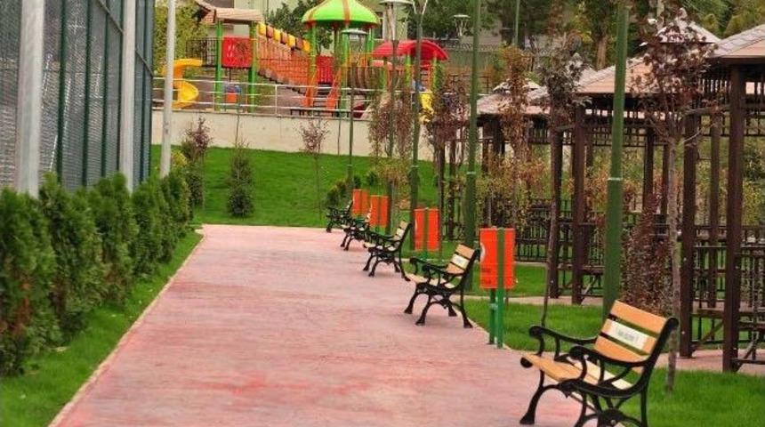 Mamak&rsquo;ta Baharın M&uuml;jdecisi Parklar