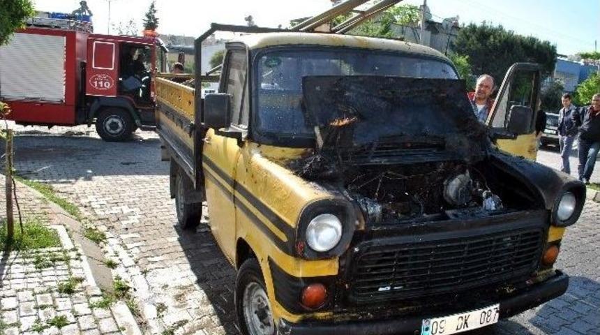 Aydın&rsquo;da Seyir Halindeki Ara&ccedil; Alev Aldı