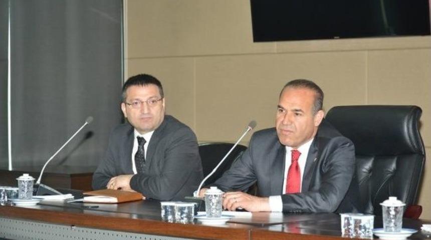 Trafik Sorunu &ldquo;ulaşım &Ccedil;alıştayı&rdquo;nda Tartışılacak