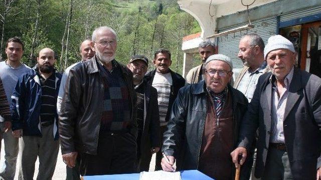 Maçka İlçesinde Vatandaşlar Otobüslerin Mahallelerine Kadar Çıkmasını İstiyor