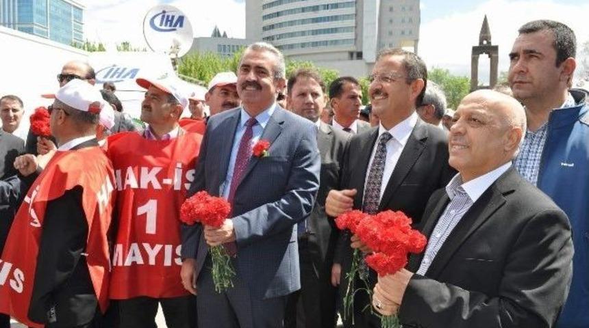 Hak-iş 1 Mayıs&rsquo;ı Kayseri&rsquo;de Kutluyor