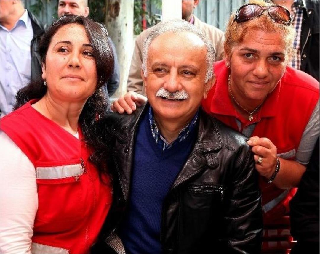 Başkan Karabağ 1 Mayıs&rsquo;ta İş&ccedil;ileri Yalnız Bırakmadı