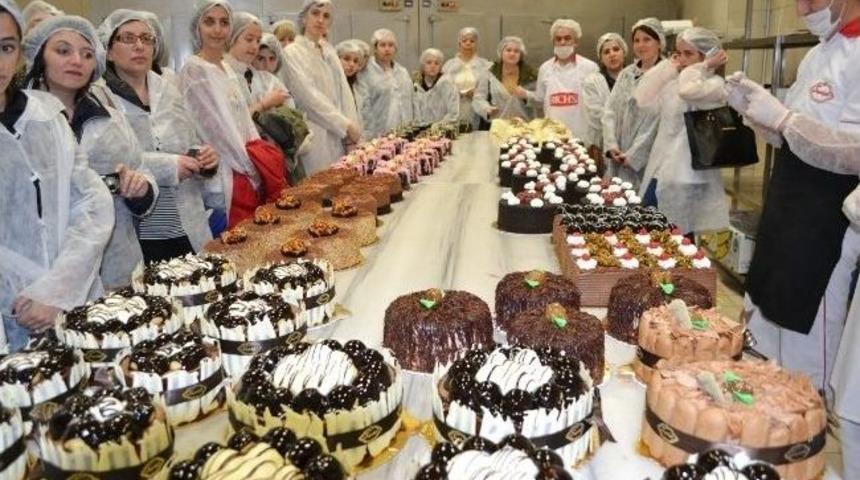 Avrupalı &Ouml;ğrenciler Seyidoğlu Fabrikasını Ziyaret Etti