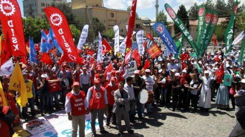 1 Mayıs İş&ccedil;i Bayramı Coşkuyla Kutlandı