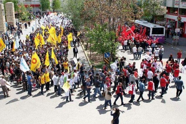 Tunceli&rsquo;de 1 Mayıs Kutlamaları 1