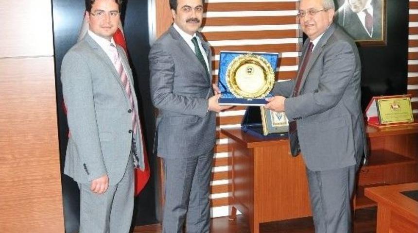 Kto Başkanı &Ouml;zt&uuml;rk&rsquo;ten Oda Ve Borsalara Ziyaret