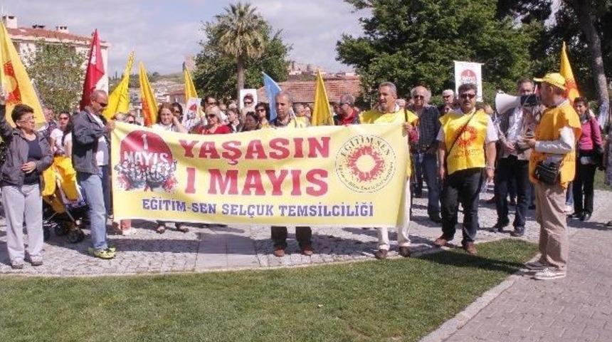Sel&ccedil;uk'ta Eğitim-sen'ciler İş&ccedil;i Bayramında Alanlarda