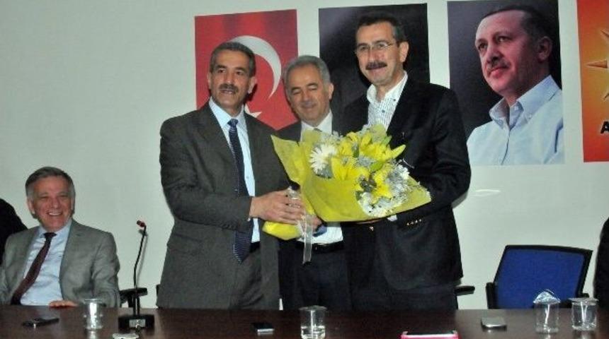 Ak Parti Yalova Teşkilatında Devir-teslim