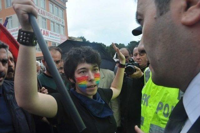 1 Mayıs G&ouml;sterisinde  lezbiyen  Krizi 2