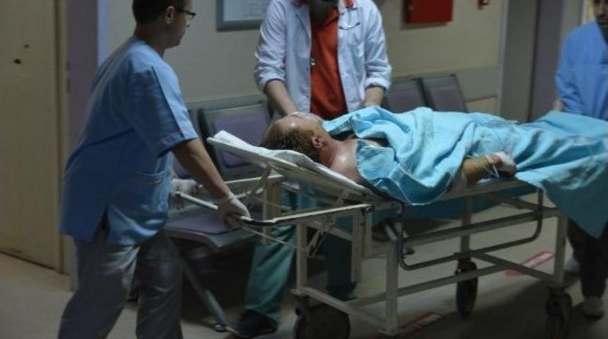 &ldquo;kalkarsan Vururum&rdquo; Dedi Ve Vurdu