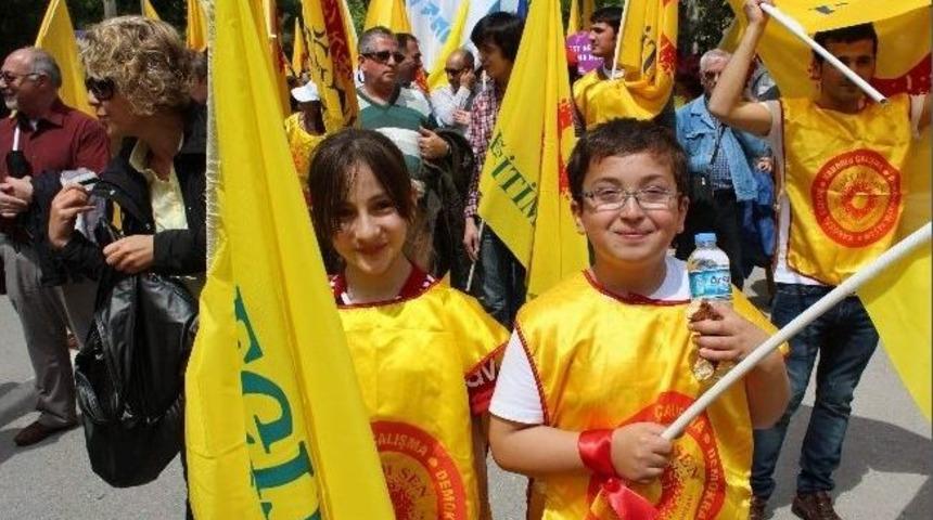 Manisa'da 1 Mayıs Kutlamaları