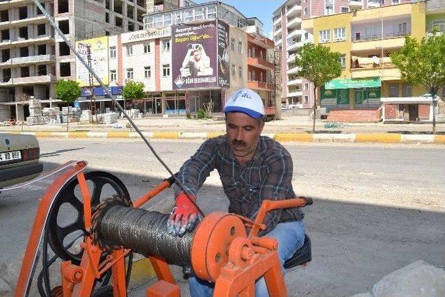Silvan da İş&ccedil;iler 1 Mayıs ı &Ccedil;alışarak Ge&ccedil;irdi 1