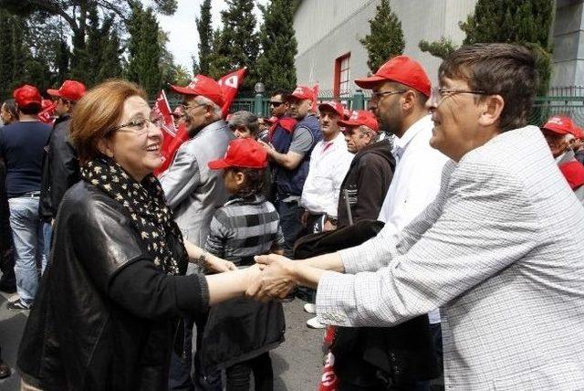 Pekdaş tan 1 Mayıs Selfiesi 1