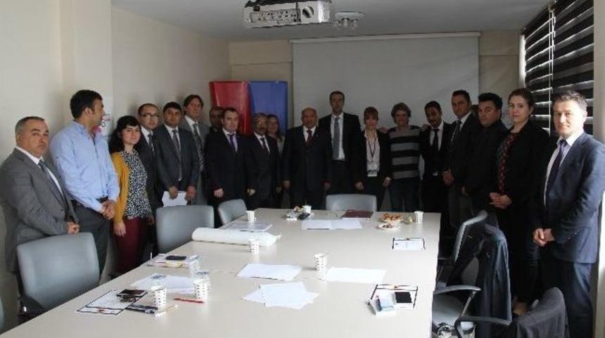 "proje D&ouml;ng&uuml;s&uuml; Y&ouml;netimi" Eğitimi Başarı Sertifikaları Verildi