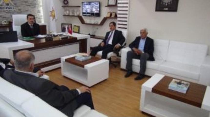 Eser&rsquo;den Ak Parti Malatya İl Başkanlığı&rsquo;na Ziyaret