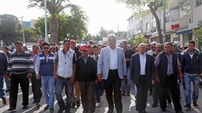 Başkan Dalgı&ccedil;, 1 Mayıs'ı İş&ccedil;ileriyle Kutladı