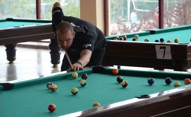 &Uuml;niversiteler Arası Bilardo T&uuml;rkiye Şampiyonası Sona Erdi 1