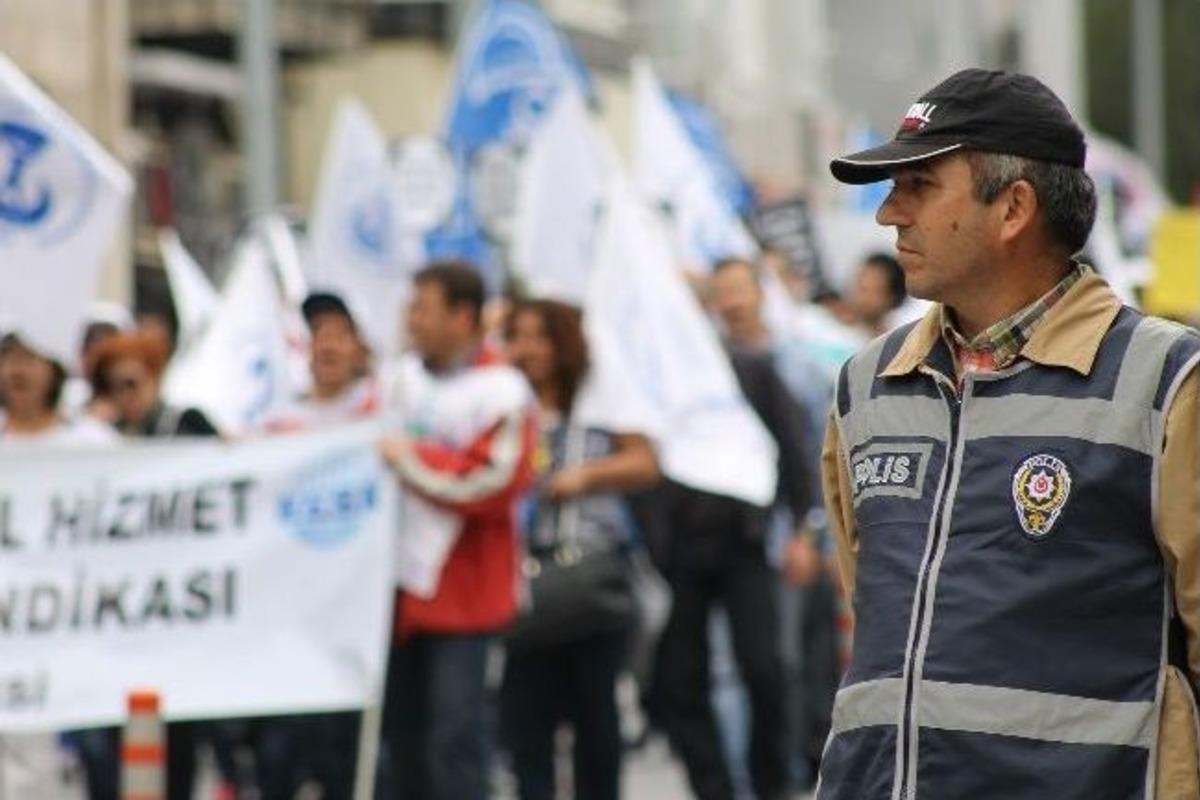 Denizli&rsquo;de 1 Mayıs Olaysız Ge&ccedil;ti