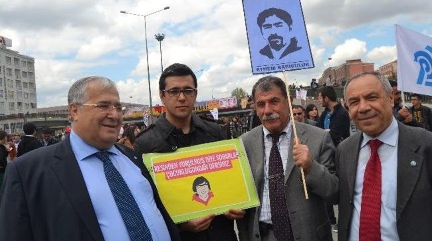 Dsp Genel Başkanı T&uuml;rker, 1 Mayıs Kutlamalarına Katıldı