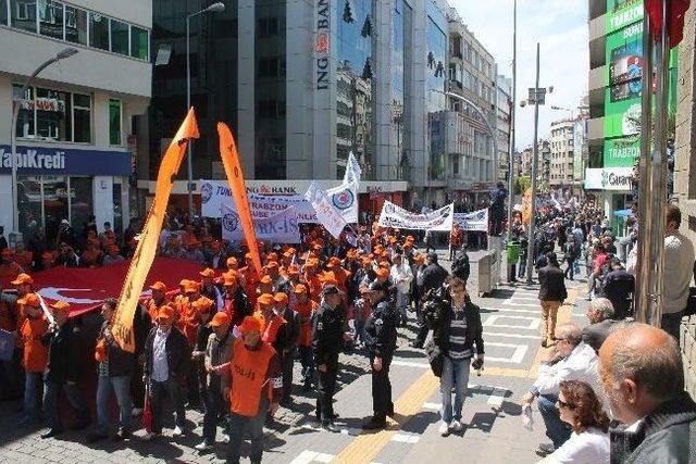 1 Mayıs Emek Ve Dayanışma Bayramı Trabzon’da Çeşitli Etkinliklerle Kutlandı