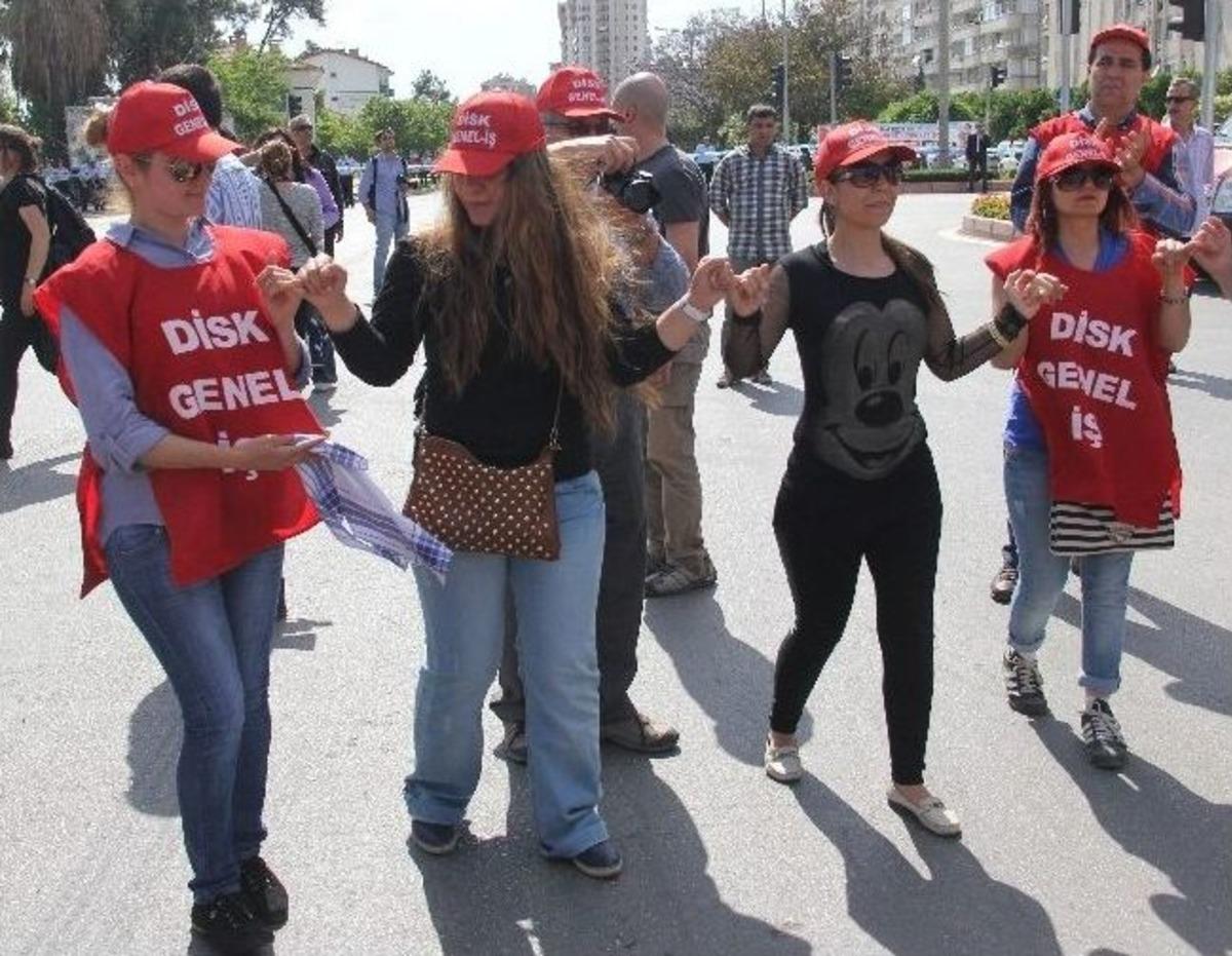 Adana'da 1 Mayıs Coşkusu
