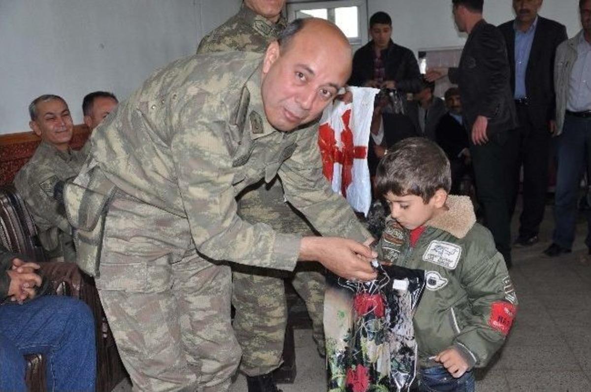 Jandarmadan &Ccedil;ocuklara 175. Yıl Hediyesi