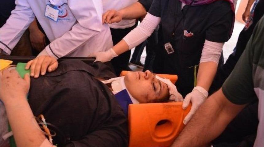 D&uuml;ğ&uuml;n Konvoyunda Yaşanan Kazada &Ouml;l&uuml; Sayısı 2'ye Y&uuml;kseldi