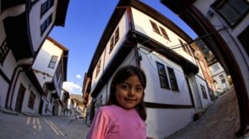 Eser Sayısında Bin 1 Artış