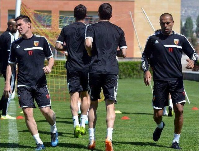 Kayserispor, Eskişehirspor Maçının Hazırlıklarını Sürdürdü 2