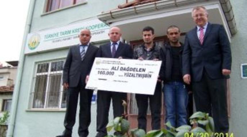 Tarım Kredi Kooperatifi, Kazada &Ouml;len Ortağın Ailesine 160 Bin Lira Tazminat &Ouml;dedi