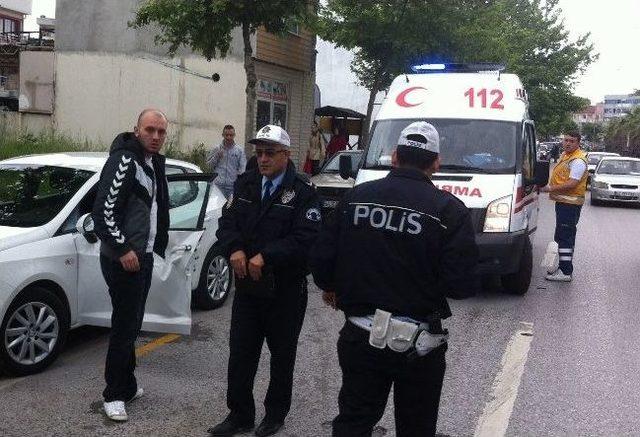 Palmiye Caddesinde Kaza: 1 Yaralı 1