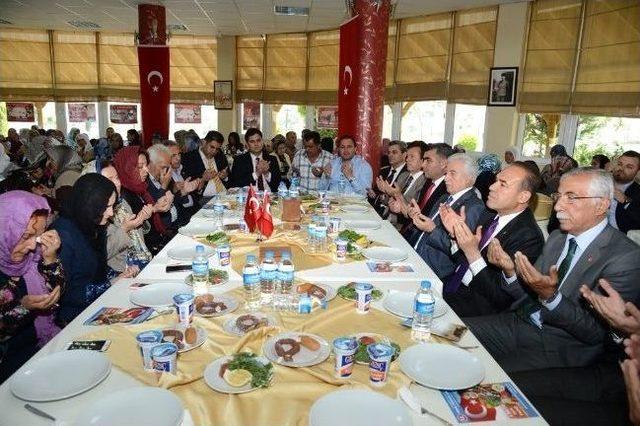 Sözlü, Şehit Ailelerinin Mevlidine Katıldı