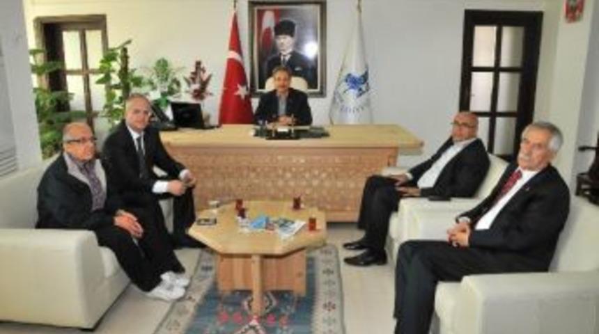 Spor Faaliyetleri Daire Başkanı Kalkan&rsquo;dan Başkan Akkaya&rsquo;ya Ziyaret