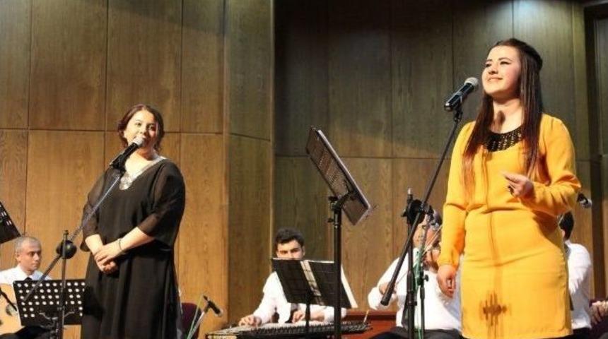 &Uuml;niversitede T&uuml;rk Sanat M&uuml;ziği Konseri