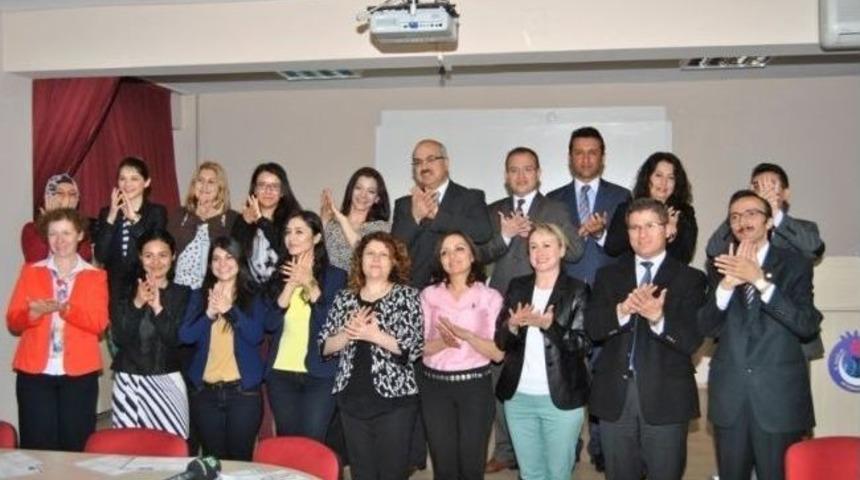 Afyonkarahisar&rsquo;daki Sağlık Personeli İşaret Dili &Ouml;ğrendi