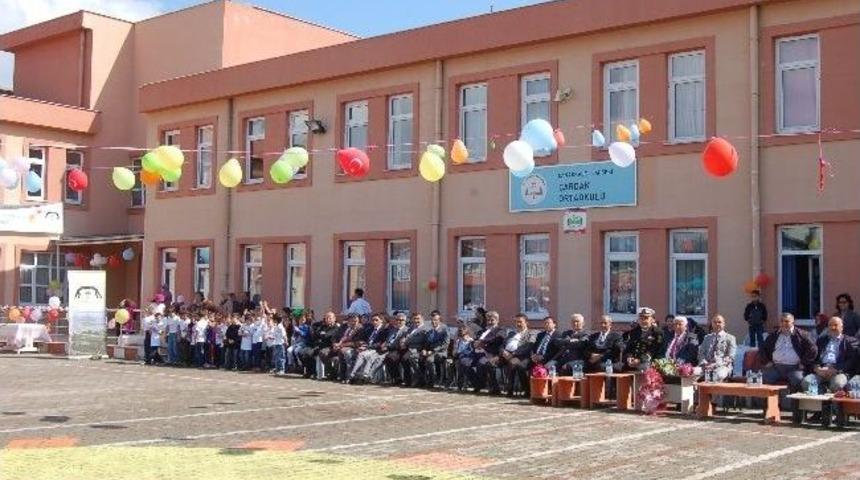 &Ccedil;ardak'ta &Ccedil;ocuk Şenliği