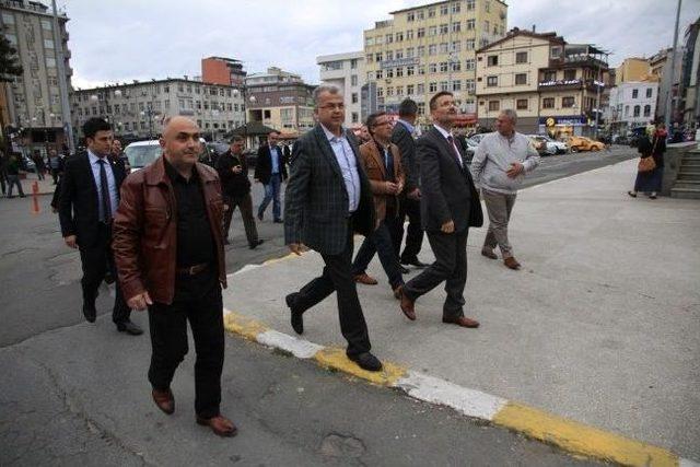 Rize’de Cumhuriyet Meydanı Yenilenecek