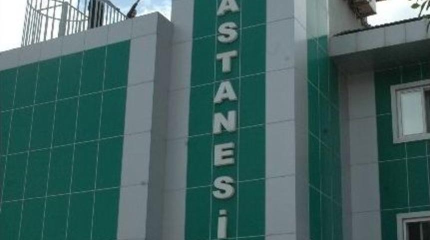 Bir Haftada 3 Hastanenin &Ccedil;atısına &Ccedil;ıkıp İntihara Kalkıştı
