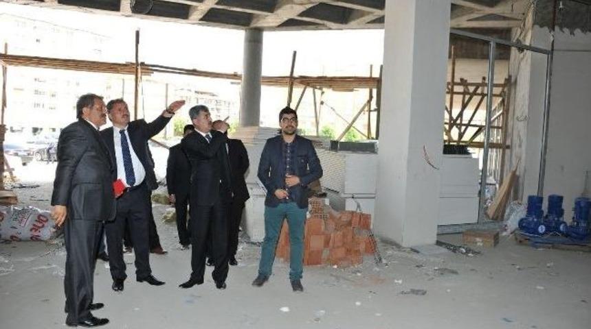 &Ccedil;akır, Nikah Sarayı İnşaatında İnceleme Yaptı