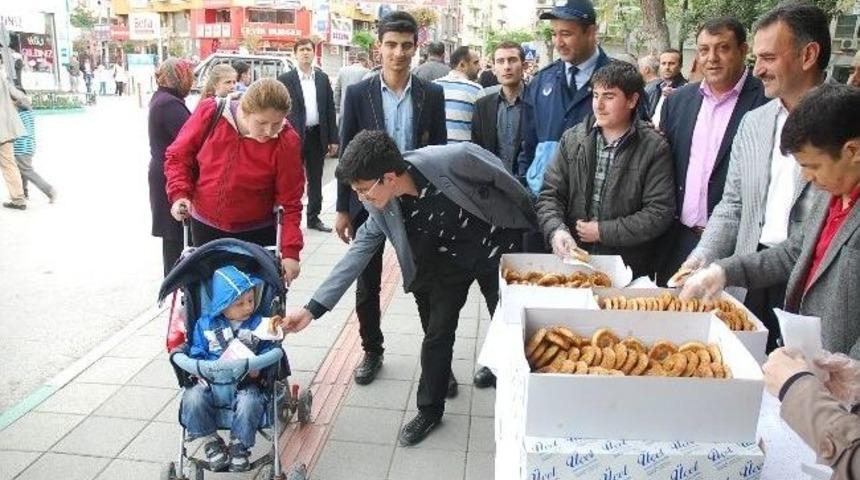 Belediyeden Kandil Simidi