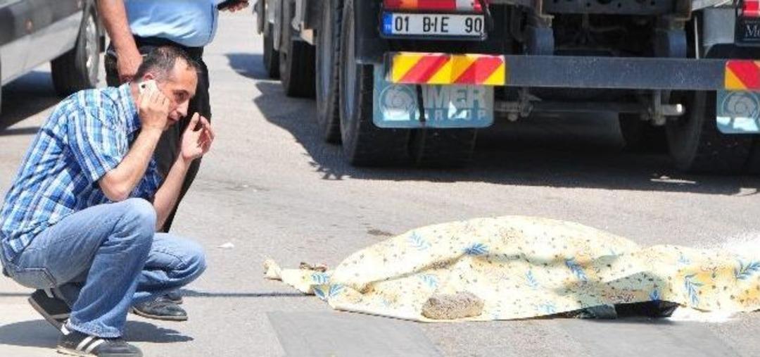 &Ccedil;ocukları Yıkan Annenin &Ouml;l&uuml;m Anı Kamerada