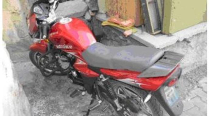 Motosiklet Hırsızları Yakalandı