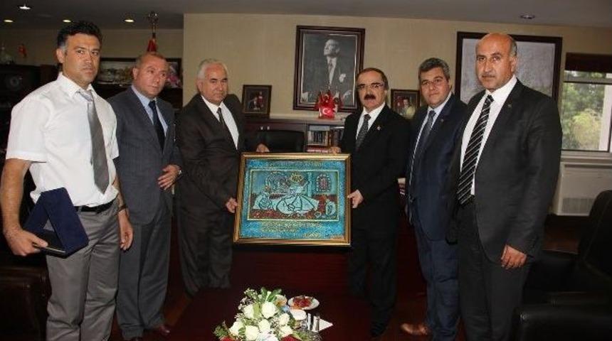 &Ouml;zel Sporcular Adana'da Yarışacak